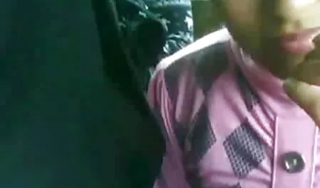 கட்டப்படுகிறது முதிர்ந்த ஆபாச ஆன்லைன் watch டீன் முக பெறுகிறார்