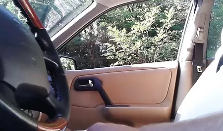 குமிழி சிண்டி பெறுகிறார் pornositeleri தனது ஓட்டைகள் நிரப்பப்பட்ட படகோட்டி, கழுதை