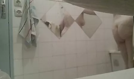 வெப்கேம் 1 ஆபாச முதிர்ந்த இளம்