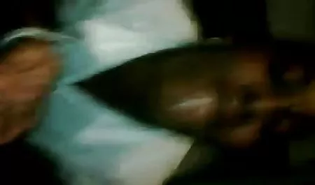 குத ஊடுருவல் ஒரு புதுமண தம்பதிகளின் உல்லாச ஆபாச வீடியோக்கள், முதிர்ந்த பெண்கள் பிரயாணம் பெண்ணின் ஜோடி